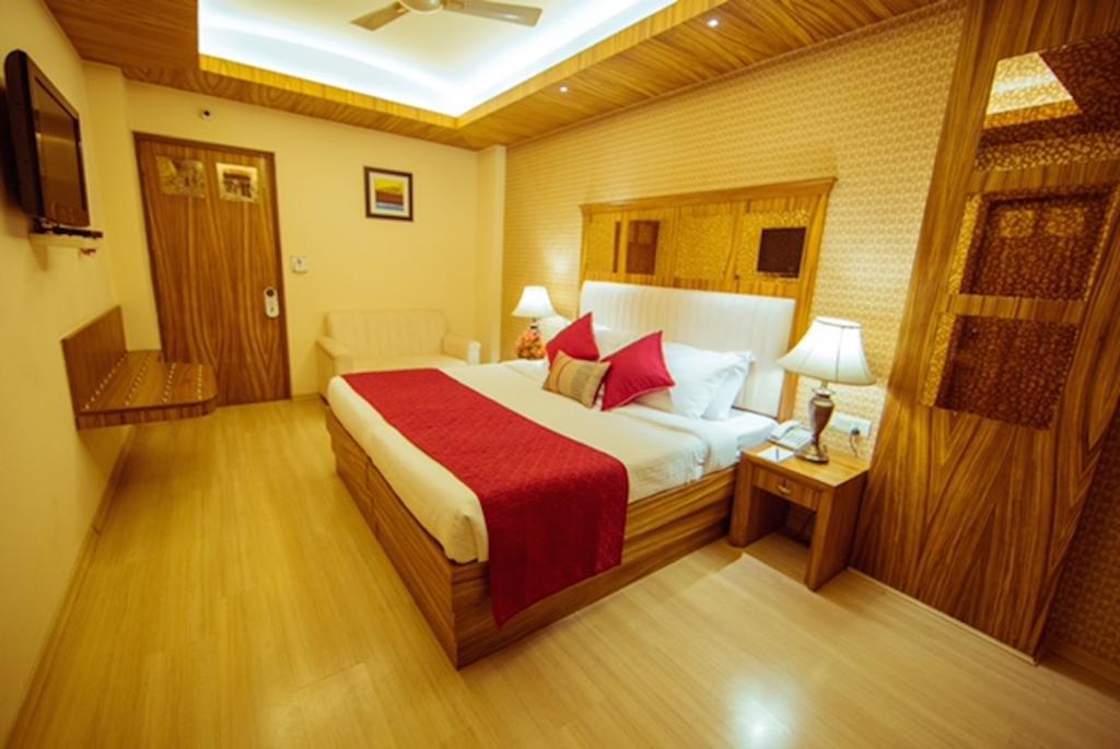 คล้าร์ก อินเตอร์เนชั่นแนล Hotel เดลี ภายนอก รูปภาพ